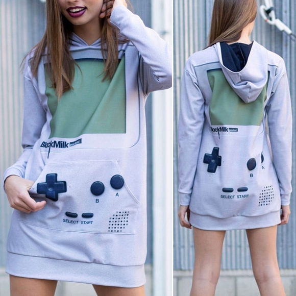 Blackmilk Tops - 🔴Lowest!💐Blackmilk M, Gameboy Slouchy Hoodie